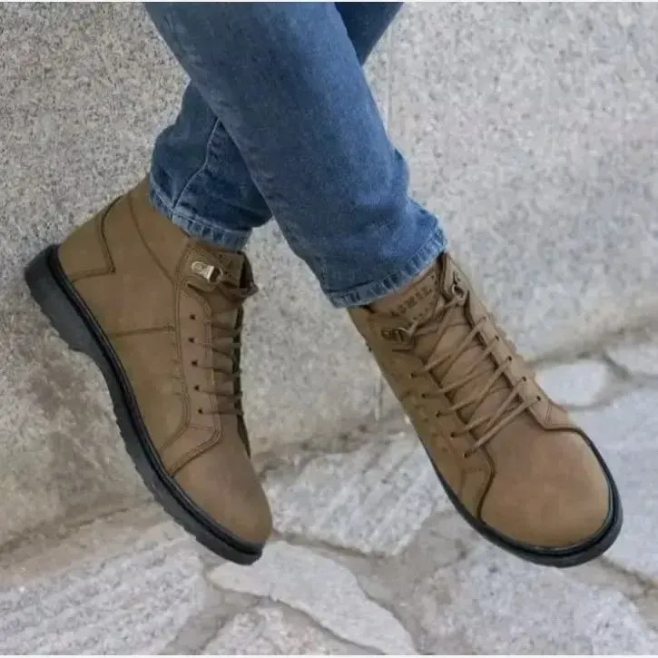 نیم بوت مردانه چرم مصنوعی رنگ کرم مدل بندی