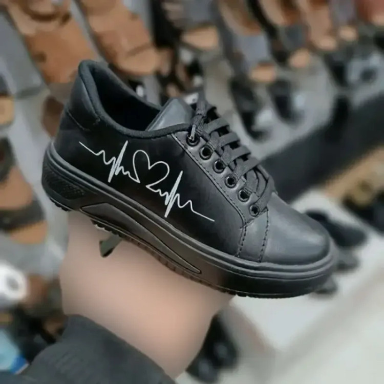 کفش کتونی اسپرت زنانه طرح ضربان مشکی سفید سایز 37 تا 40